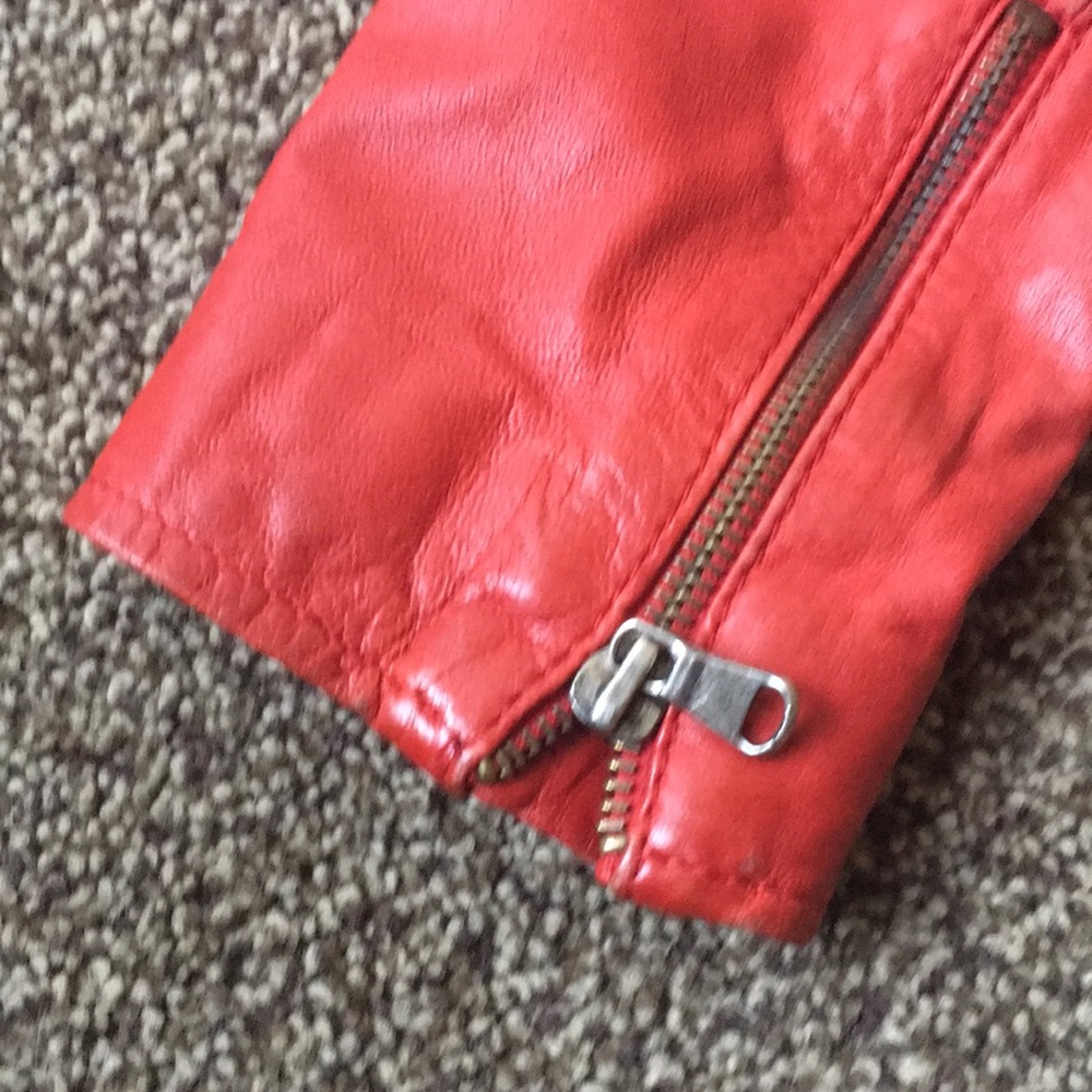 leather jacket - Picture 6 of 7